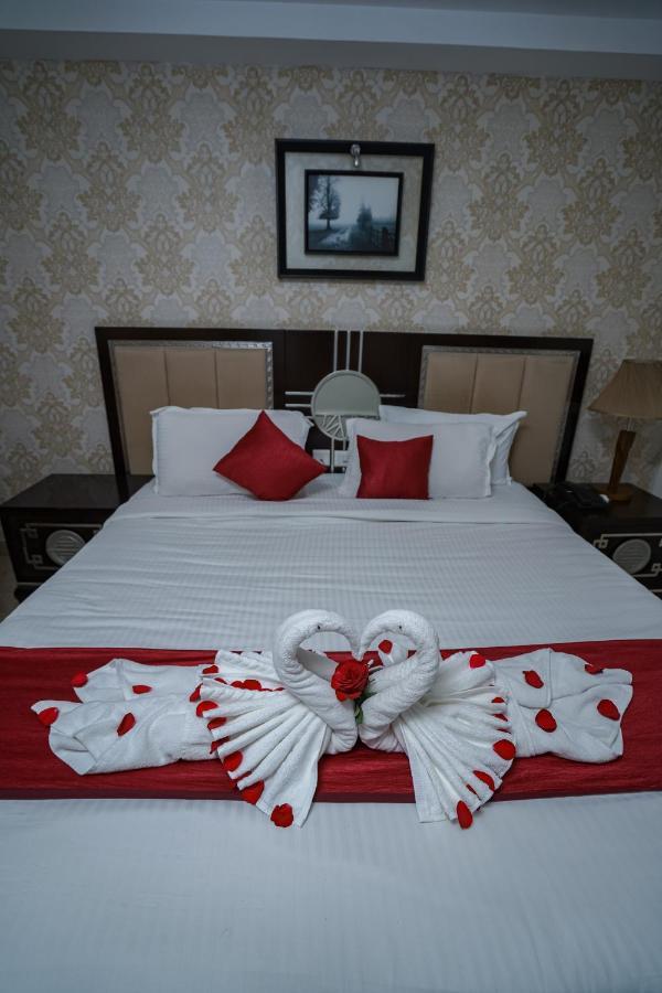Hotel Sidhartha Chalakudy Kizhake Chālakudi Dış mekan fotoğraf